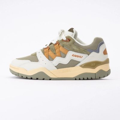 Karhu Unisex Fusion XT Icicle / Oak Buff 26