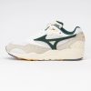 Mizuno Unisex Contender Snow White/Bistro Green/Summer Sand 25