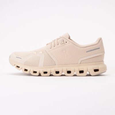 Trainers On Running Women Cloud 6 Sand Sand