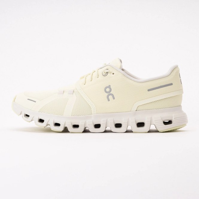 Trainers On Running Women Cloud 6 Seedling Ice